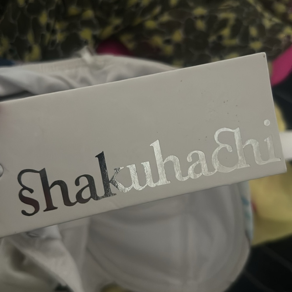 Shakuhachi White Strapless Swimsuit - Picture 4 of 7